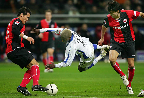 而从亚马尔 而从亚马尔