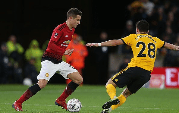 年间也曾收 年间也曾收